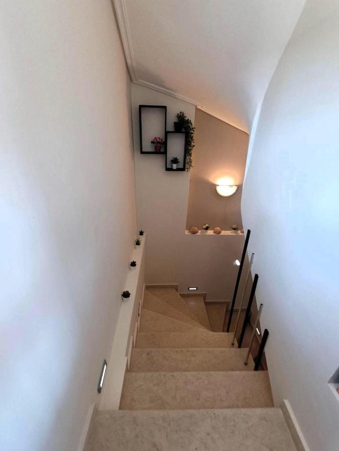 Petros House Artemis - Near The Airport Villa Bagian luar foto