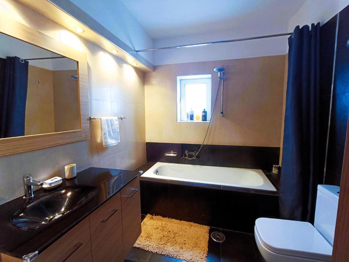 Petros House Artemis - Near The Airport Villa Bagian luar foto